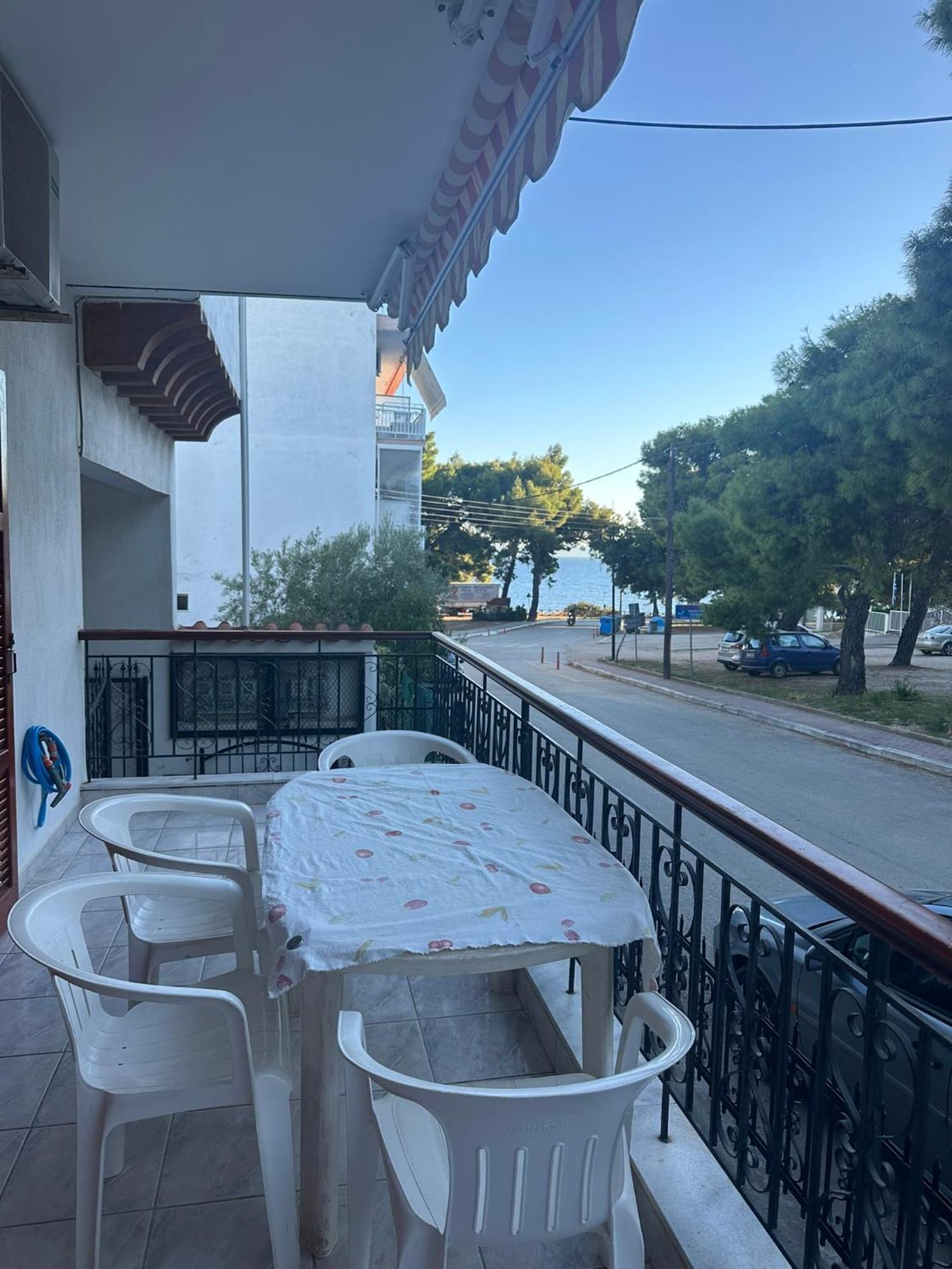 Tsatsalmas With Sea View *
